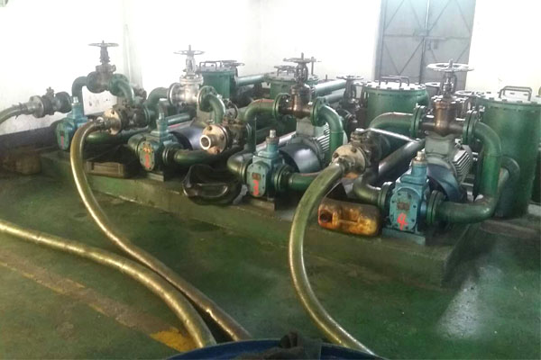 输送泵.jpg 输送泵.jpg
