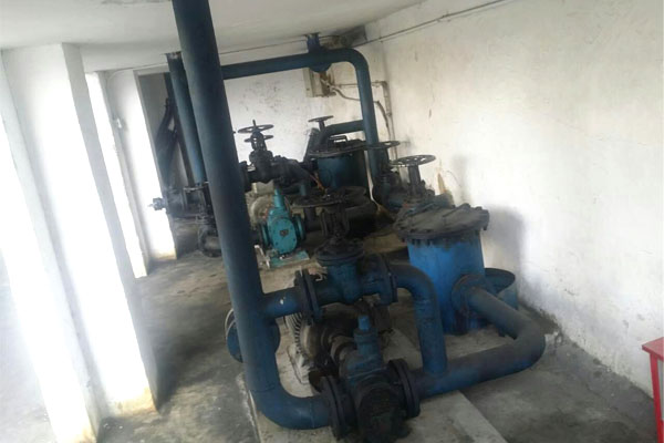 灌装泵.jpg 灌装泵.jpg